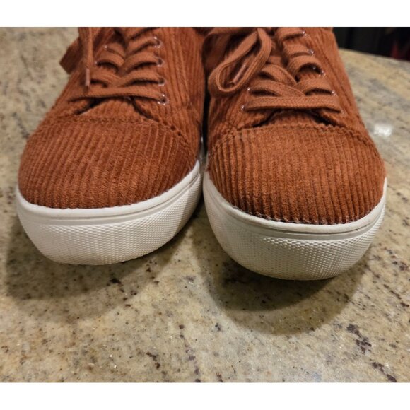 American Eagle Women Size 10 Orange Corduroy Lace up Shoes Sneakers Fall Pumpkin - Picture 3 of 12